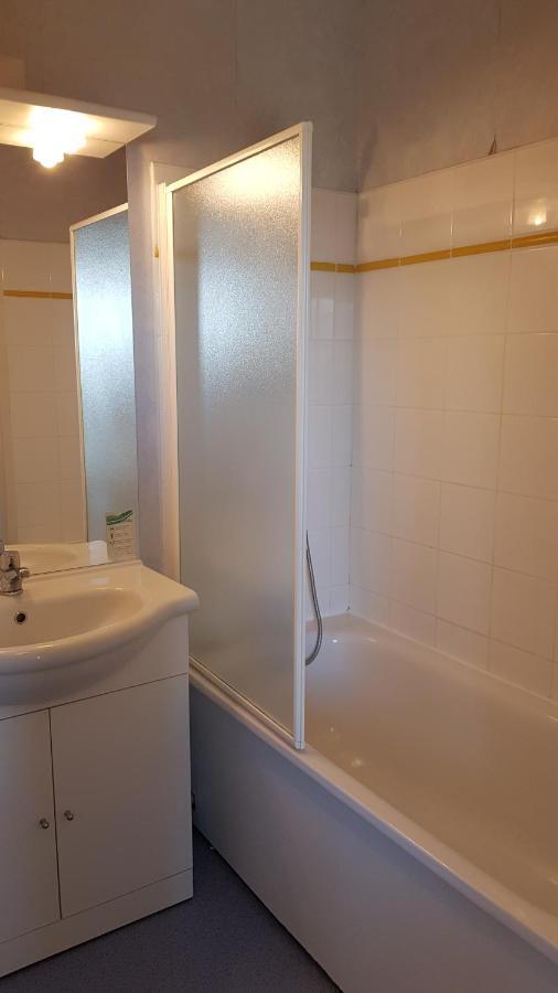 Charmant Studio Face Aux Pyrenees Font-Romeu-Odeillo-Via Exterior photo